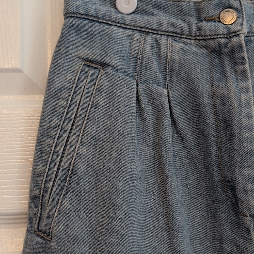 C/Meo Collective Women's High-waisted Light Blue Denim Utility Barrel Jeans - Picture 3 of 10
